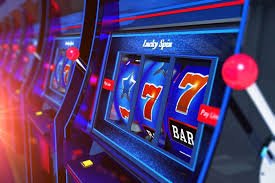 Trò chơi Live Casino trực tuyến với dealer uy tín tại uw99